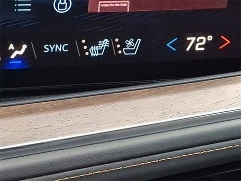 Used 2025 Chevrolet Tahoe High Country image 20