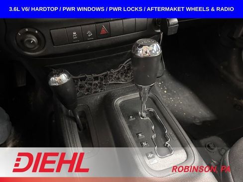 Used 2015 Jeep Wrangler Unlimited Sport w/ Quick Order Package 24S AWD/4WD image 26