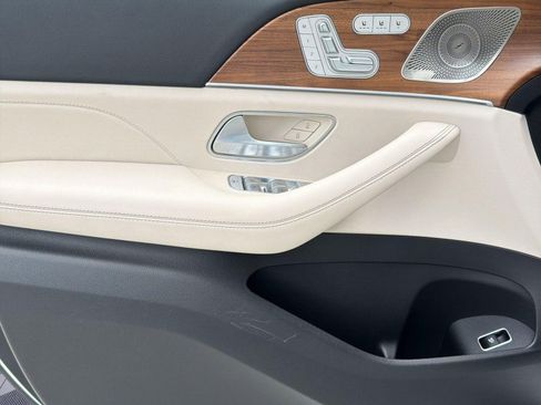 Certified 2026 Mercedes-Benz GLE 450 4MATIC image 13