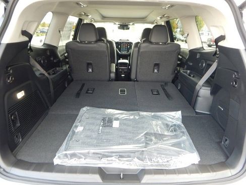 Certified 2025 Subaru Ascent Bronze Edition image 16