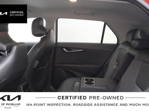 Certified 2023 Kia Niro Wind w/ Wind Preserve Package FWD image 13