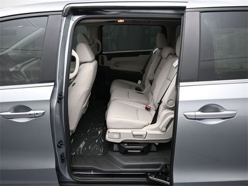 New 2026 Honda Odyssey EX-L image 7