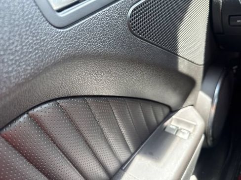 Used 2012 Ford Mustang Shelby GT500 w/ SVT Performance Pkg RWD image 27