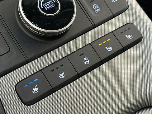 Used 2023 Hyundai Palisade SEL w/ Premium Package FWD image 21