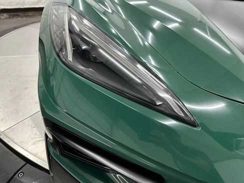 Used 2021 Chevrolet Corvette Stingray Premium Cpe w/ Z51 Performance Package RWD image 10