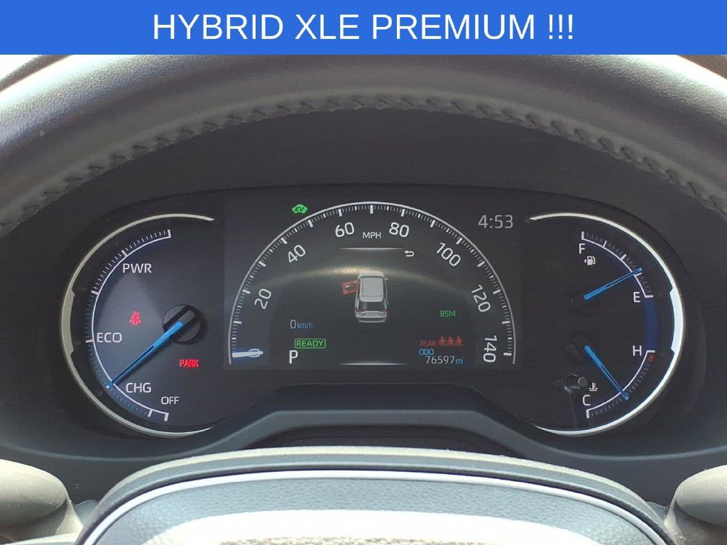 Used 2023 Toyota RAV4 XLE Premium AWD/4WD image 17