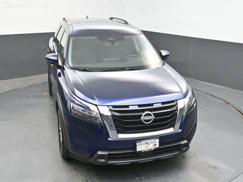 Used 2025 Nissan Pathfinder SV AWD/4WD image 29