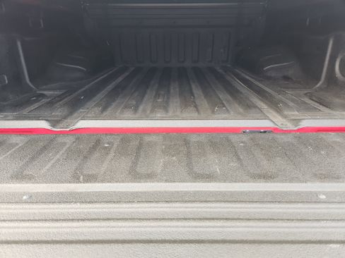 Used 2022 Nissan Frontier SV image 31