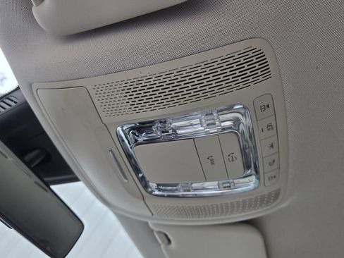 Used 2020 Mercedes-Benz GLB 250 image 30