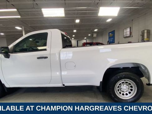 Used 2022 Chevrolet Silverado 1500 W/T w/ WT Value Package AWD/4WD image 7