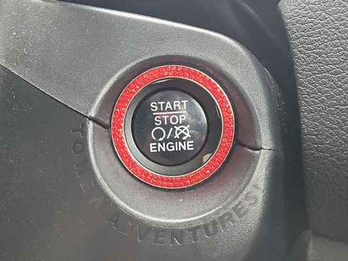 Used 2017 Jeep Renegade Sport w/ Power & Air Group image 30