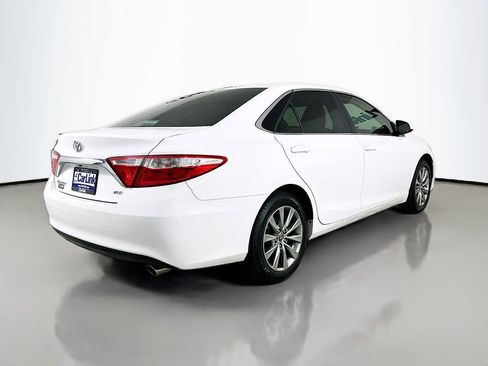 Used 2016 Toyota Camry XLE FWD image 8