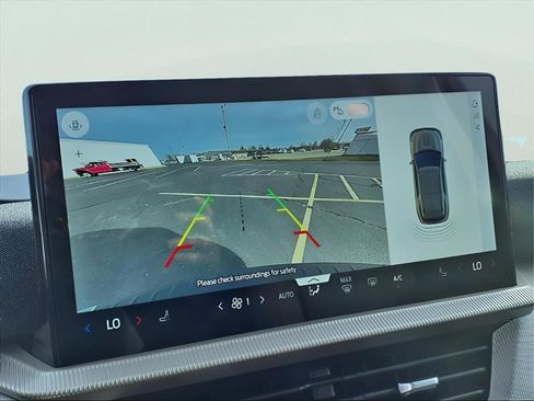 New 2026 Ford Explorer Active image 8