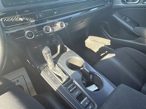 Used 2022 Honda Civic Sport image 25