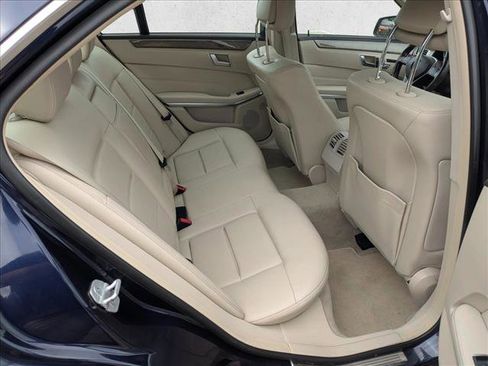 Used 2014 Mercedes-Benz E 350 Sedan image 17