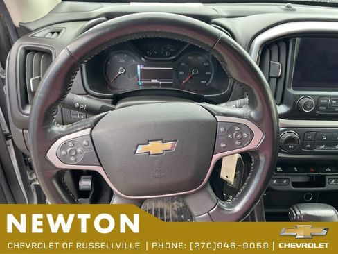 Used 2017 Chevrolet Colorado LT w/ Luxury Package, Chrome AWD/4WD image 4