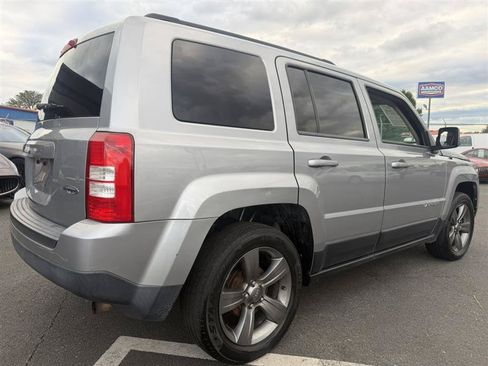 Used 2015 Jeep Patriot High Altitude FWD image 6