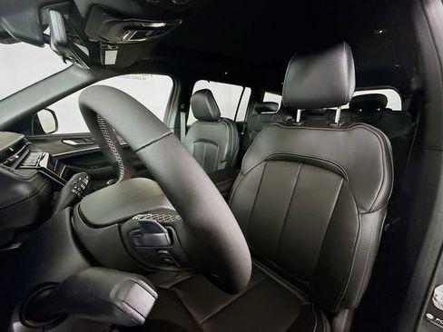 New 2025 Jeep Grand Cherokee L Limited w/ Luxury Tech Group II image 21