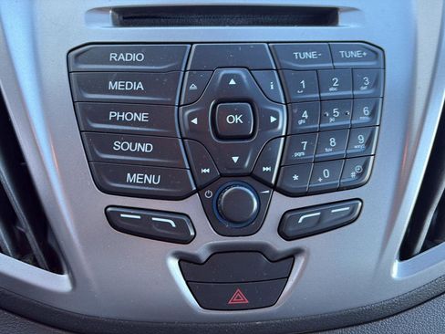 Used 2018 Ford Transit 150 XLT image 15