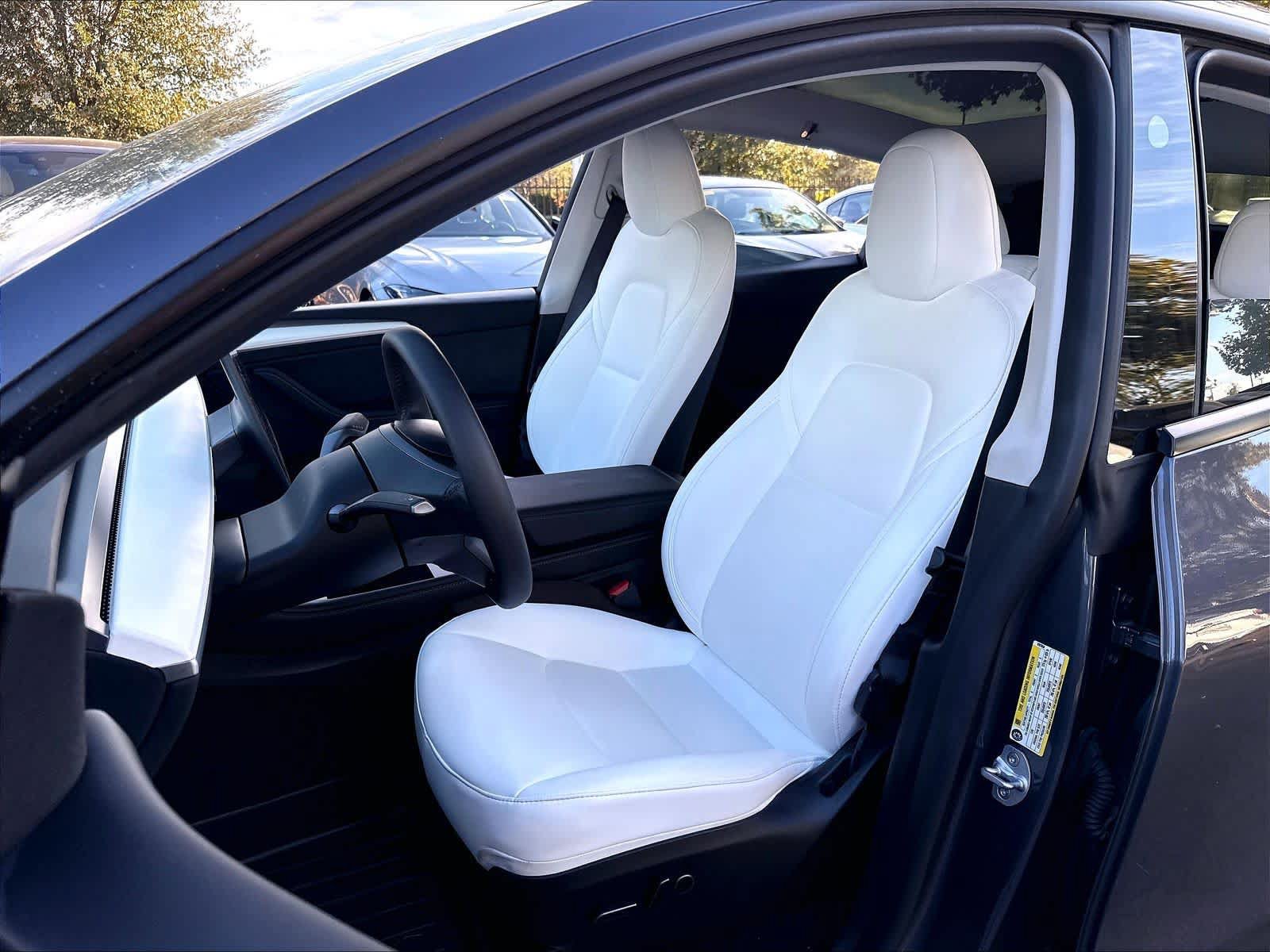 Used 2023 Tesla Model Y AWD image 20