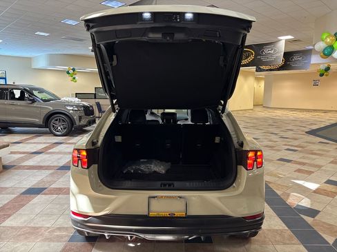 Certified 2025 Ford Mustang Mach-E GT image 14