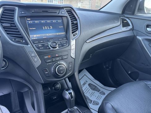 Used 2013 Hyundai Santa Fe Sport 2.0T w/ Technology Pkg image 16