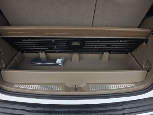 Used 2019 Chevrolet Tahoe Premier image 45