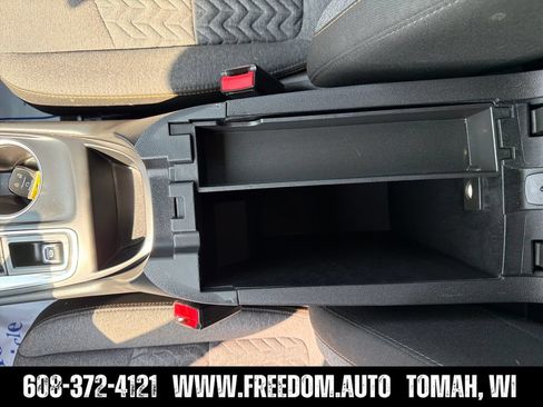 Used 2024 Chevrolet Equinox LT AWD/4WD image 25