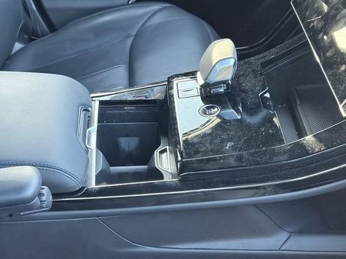 Used 2024 Land Rover Range Rover Sport Dynamic SE image 6