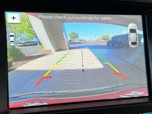 Used 2017 Ford Explorer Platinum image 23