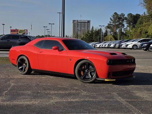 Used 2022 Dodge Challenger SRT Hellcat Redeye image 2