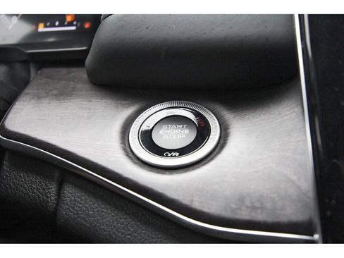 Used 2023 Jeep Grand Cherokee L Overland w/ Advanced Protech Group III AWD/4WD image 21