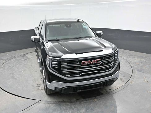 New 2026 GMC Sierra 1500 SLT w/ SLT Premium Package AWD/4WD image 32