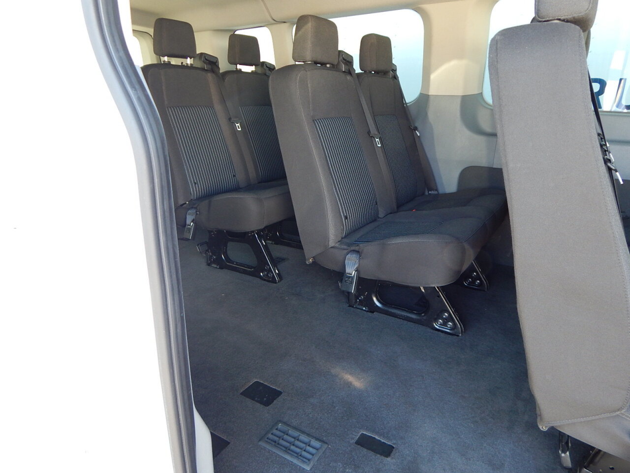 Used 2018 Ford Transit 350 XL RWD image 14