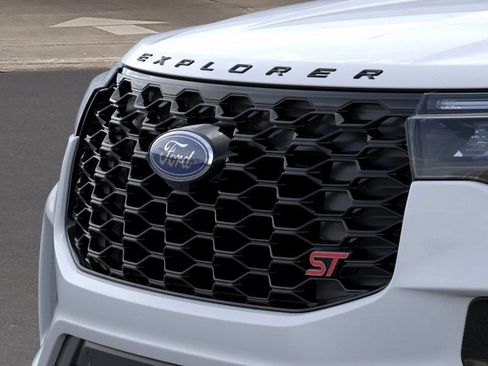 New 2026 Ford Explorer ST AWD/4WD image 40