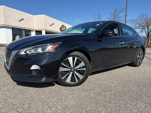 Used 2020 Nissan Altima 2.5 SV image 4