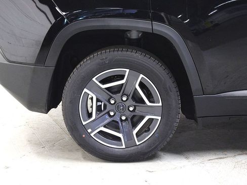 New 2026 Jeep Cherokee Limited AWD/4WD image 36