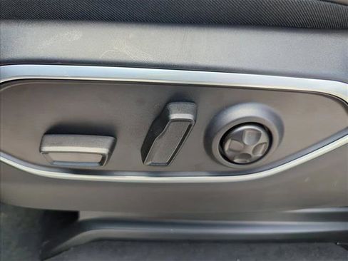 New 2026 Jeep Grand Wagoneer 2WD w/ Premium Group I image 17