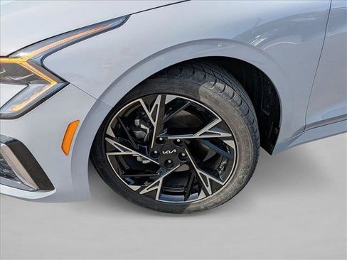 Used 2025 Kia K5 GT-Line w/ GT-Line Premium Package FWD image 8