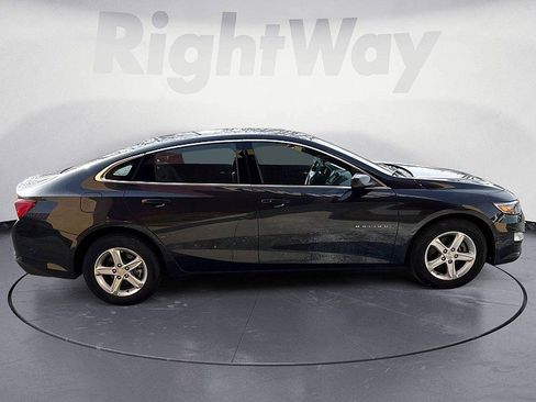 Used 2023 Chevrolet Malibu LT FWD image 6