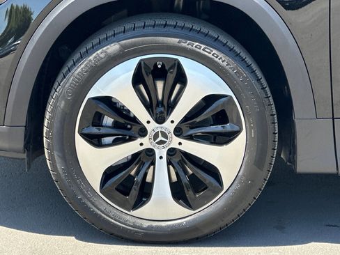 New 2025 Mercedes-Benz GLB 250 image 26