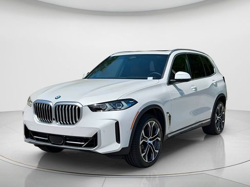 New 2026 BMW X5 sDrive40i w/ Climate Comfort Package RWD image 1