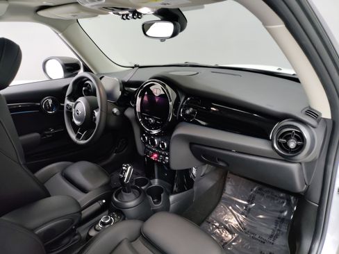 Certified 2024 MINI Cooper S image 28