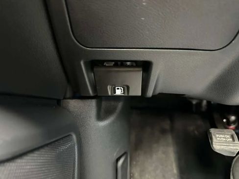 Used 2023 Nissan Sentra SV w/ All-Weather Package image 20