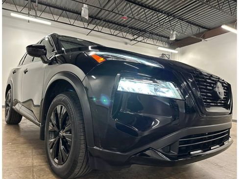 Used 2023 Nissan Rogue SV w/ SV Premium B Package FWD image 6