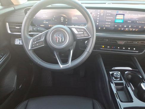 Certified 2025 Buick Envision Preferred image 15