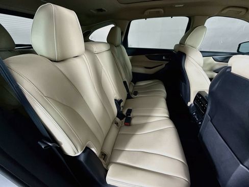 Used 2023 Acura MDX SH-AWD w/ Advance Package image 27