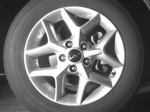 Used 2025 Kia Soul LX w/ LX Technology Package FWD image 13