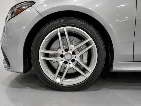 Used 2014 Mercedes-Benz E 550 4MATIC Sedan w/ Premium 1 Package image 9