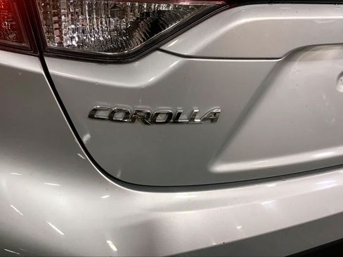 Used 2024 Toyota Corolla LE FWD image 31
